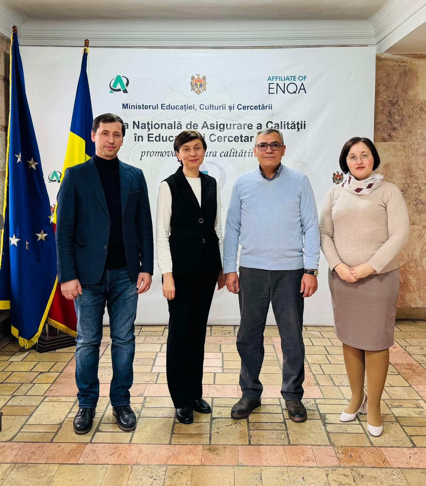 Image alternative text, required