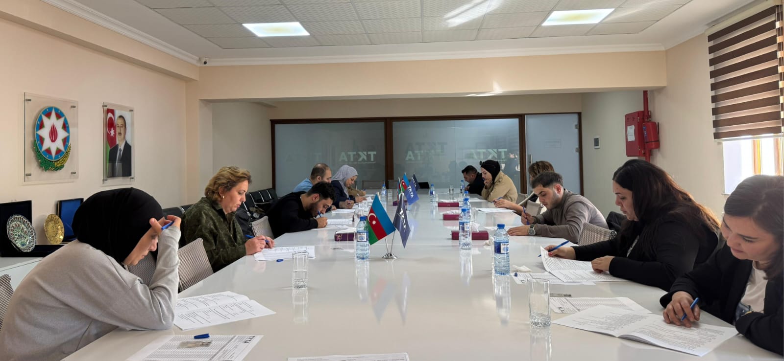 Image alternative text, required