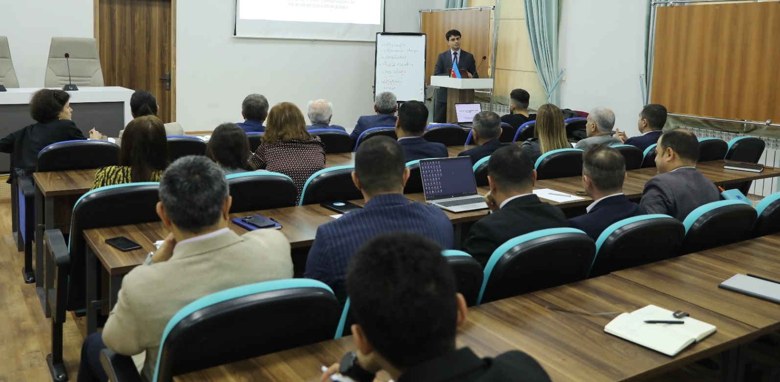 Image alternative text, required