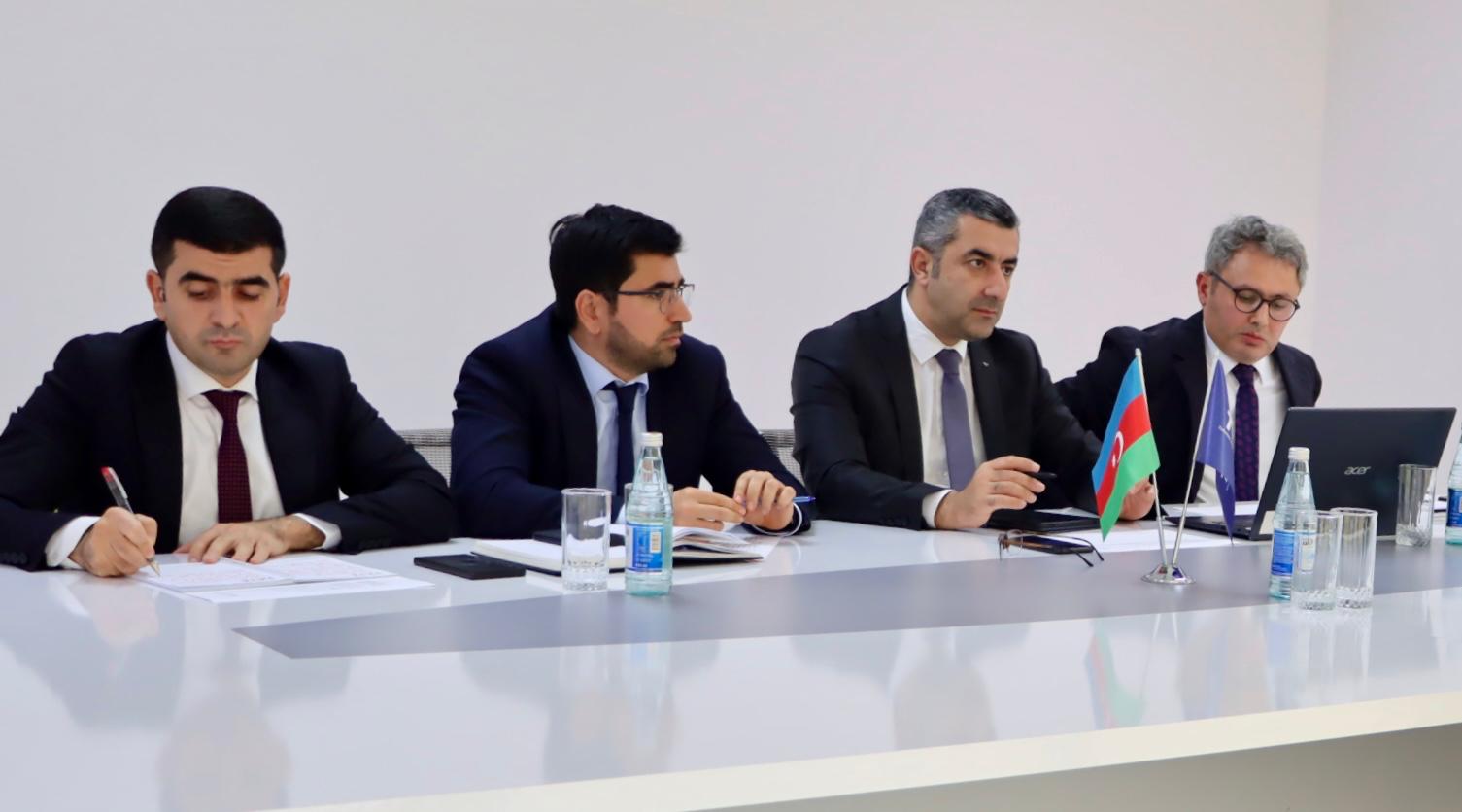 Image alternative text, required