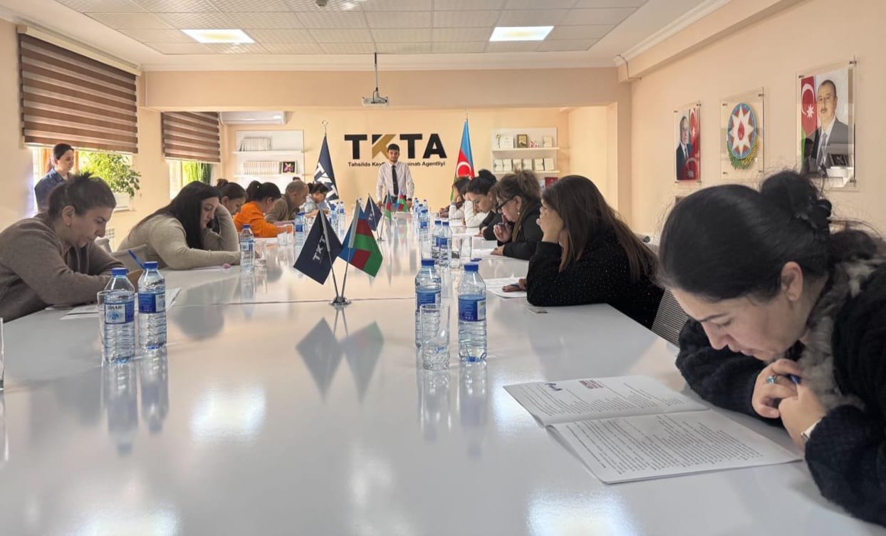 Image alternative text, required